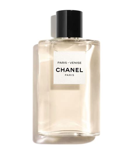 paris venise eau de chanel.